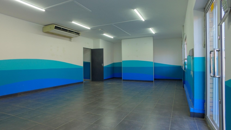 Commercial Property for Sale in Oos Einde North West